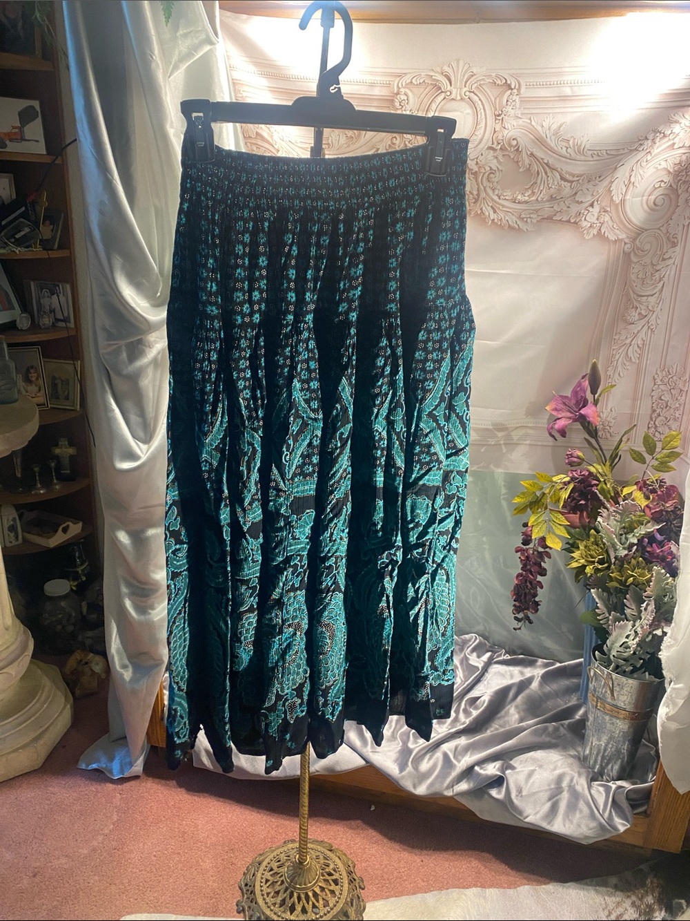 Carole Little Teal and Black Floral Midi Skirt